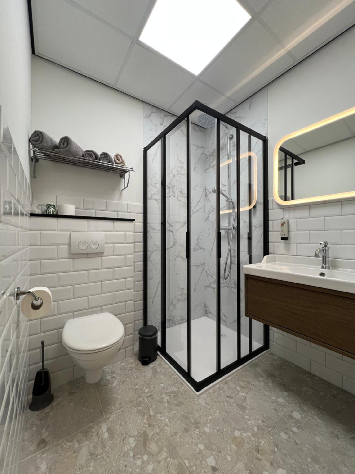 Hotel De Venne Genk Eksteriør bilde