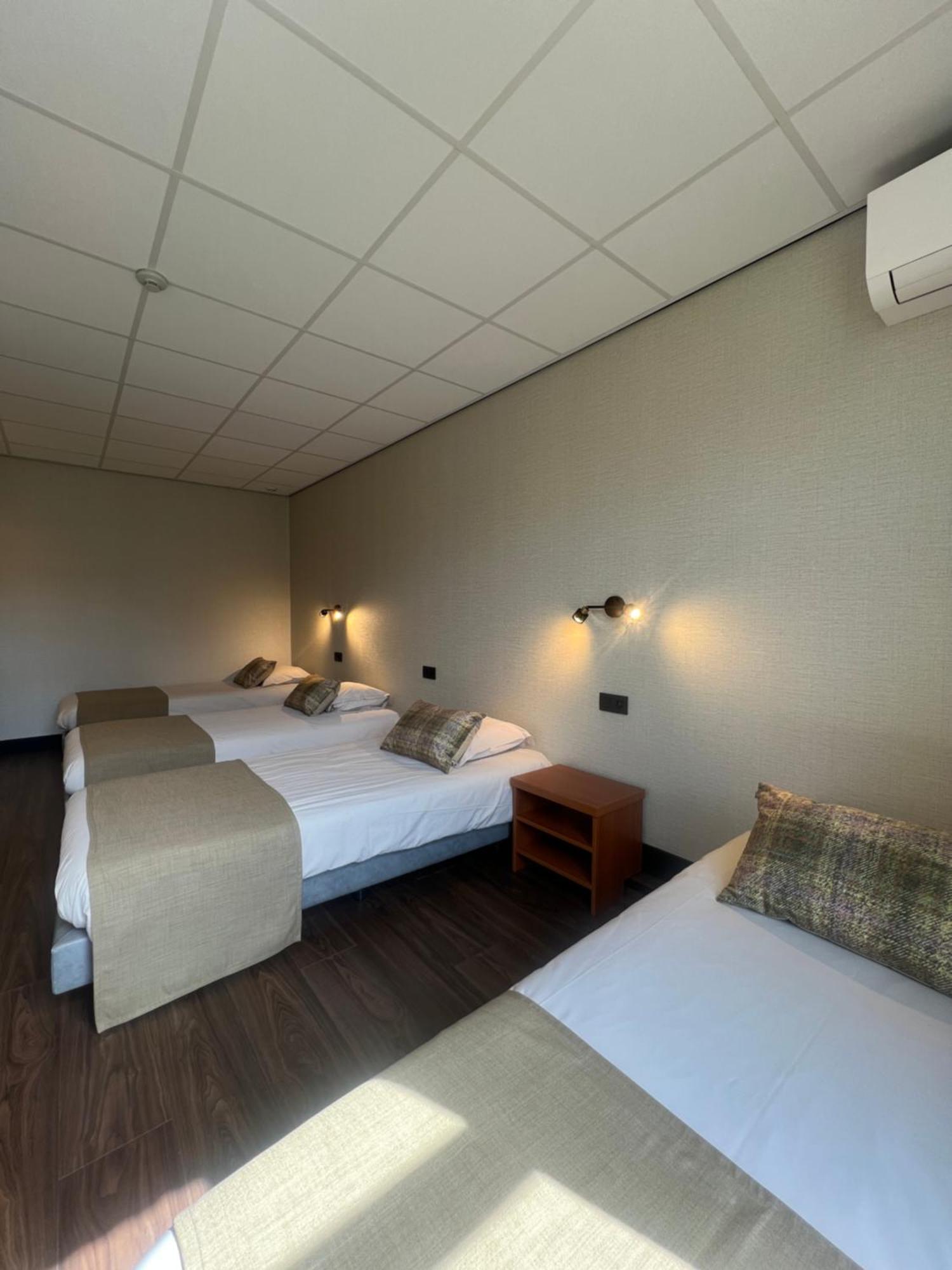 Hotel De Venne Genk Eksteriør bilde