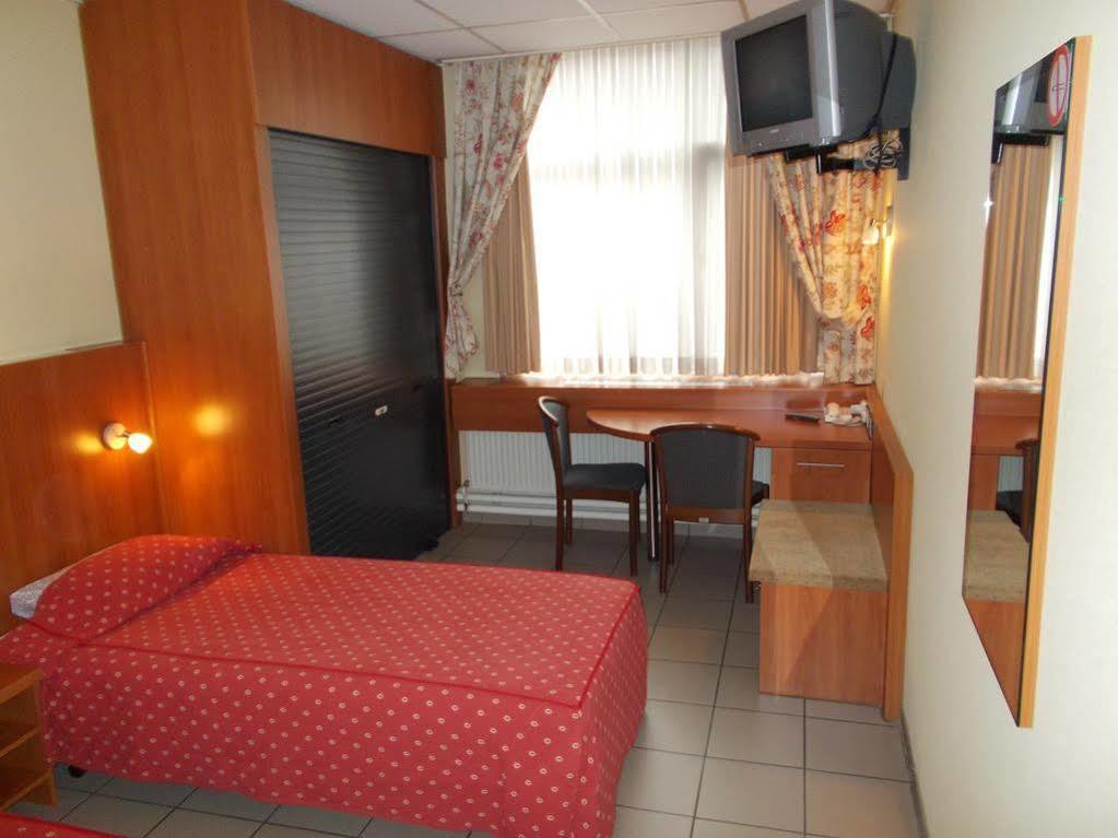Hotel De Venne Genk Eksteriør bilde
